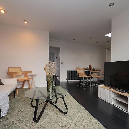 2 Bedroom Chic Apartment With Private Balcony In Notting Hill Londra Esterno foto